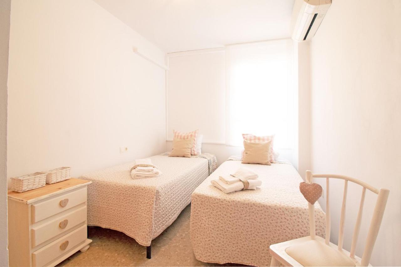 Global Properties, Practico Apartamento Con Piscina En Residencial Brezo Canet كانيت ذي بيرينغير المظهر الخارجي الصورة